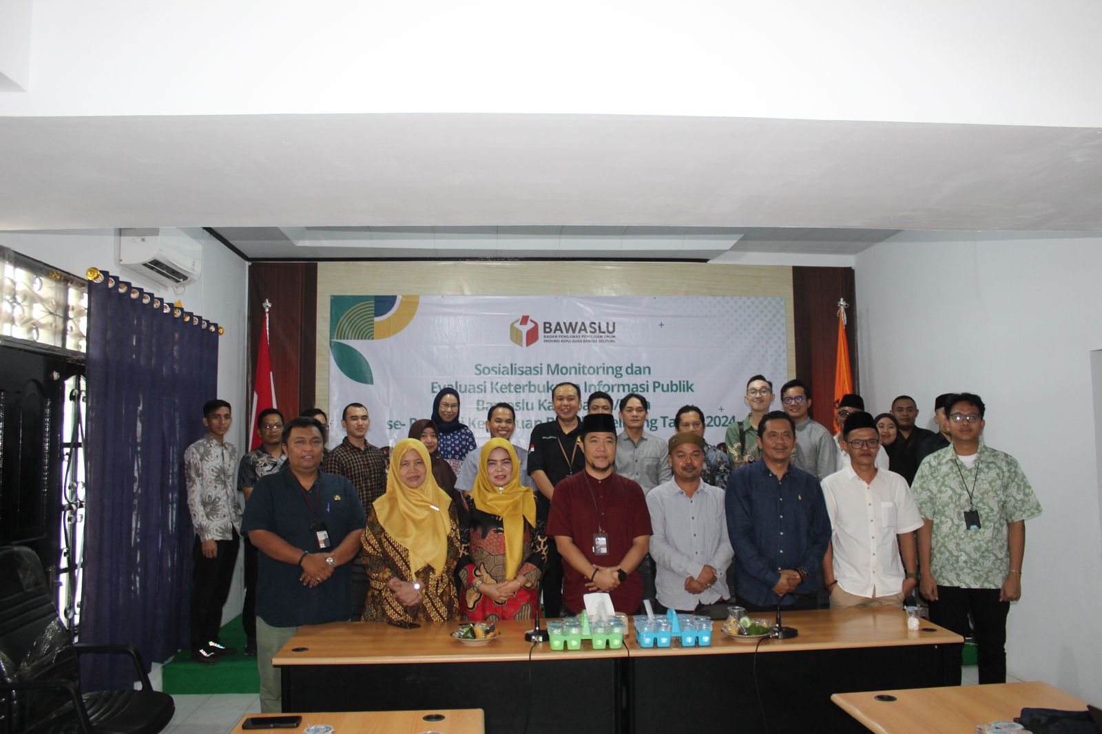 Staf dan Komisioner Bawaslu Hadiri Sosialisasi Monitoring dan Evaluasi Keterbukaan Informasi Publik Bawaslu Kabupaten/Kota Se-Provinsi Kep. Bangka Belitung