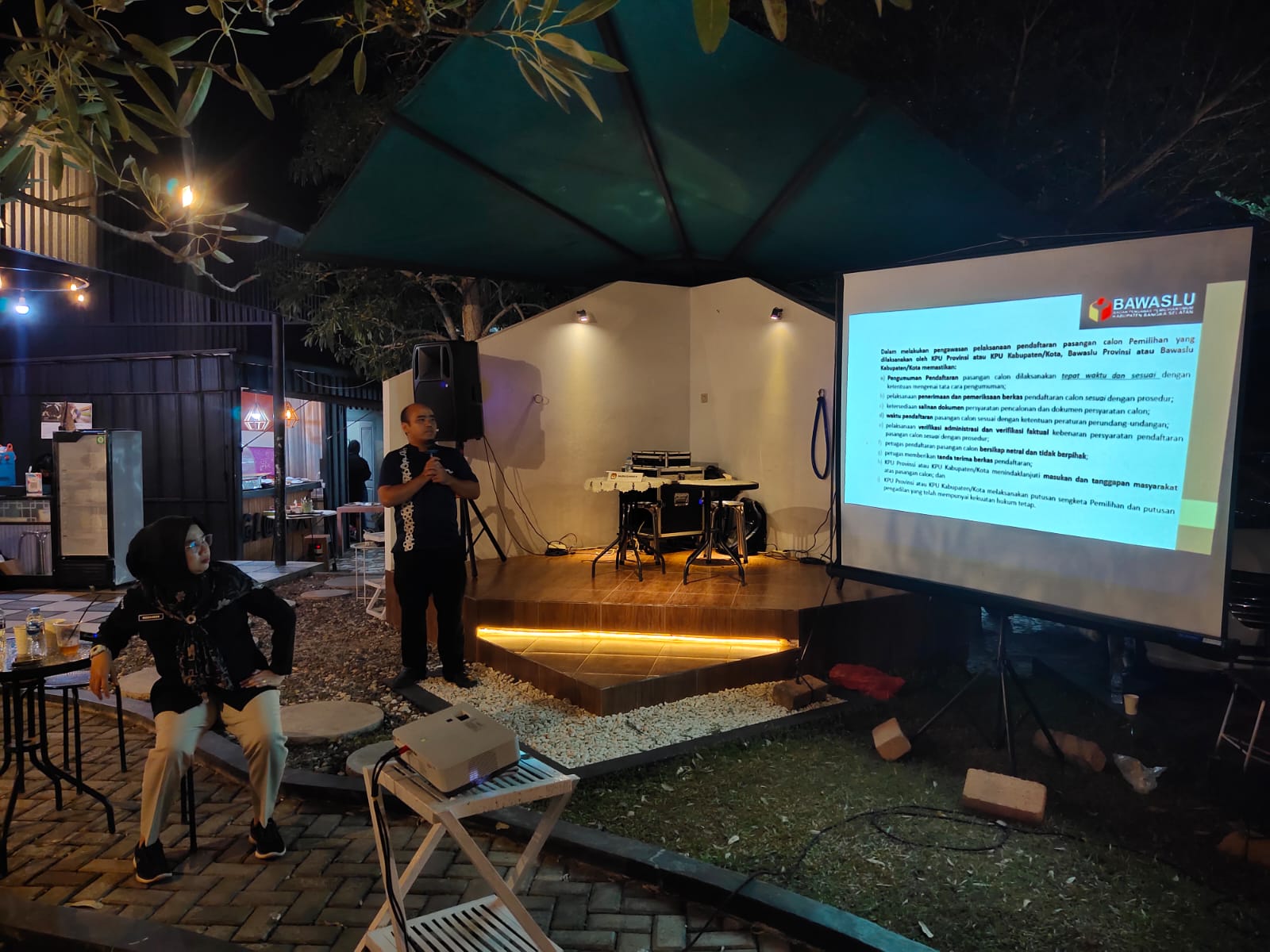 Bawaslu Bangka Selatan Gelar Sosialisasi Produk Hukum JDIH kepada Partai Politik: Upaya Memperkuat Transparansi dan Kepatuhan